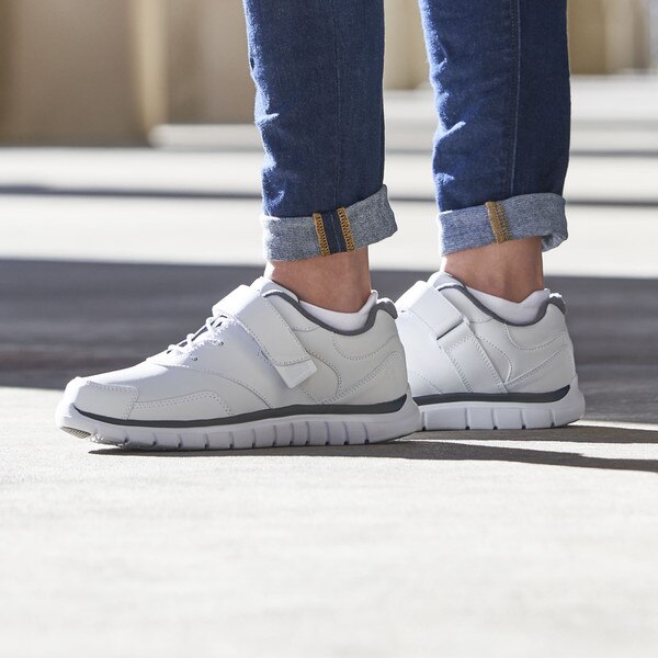 No. 31 Sport Walker in White